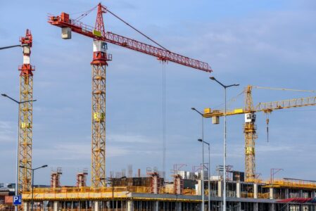 building-g33aa8d0af_1920